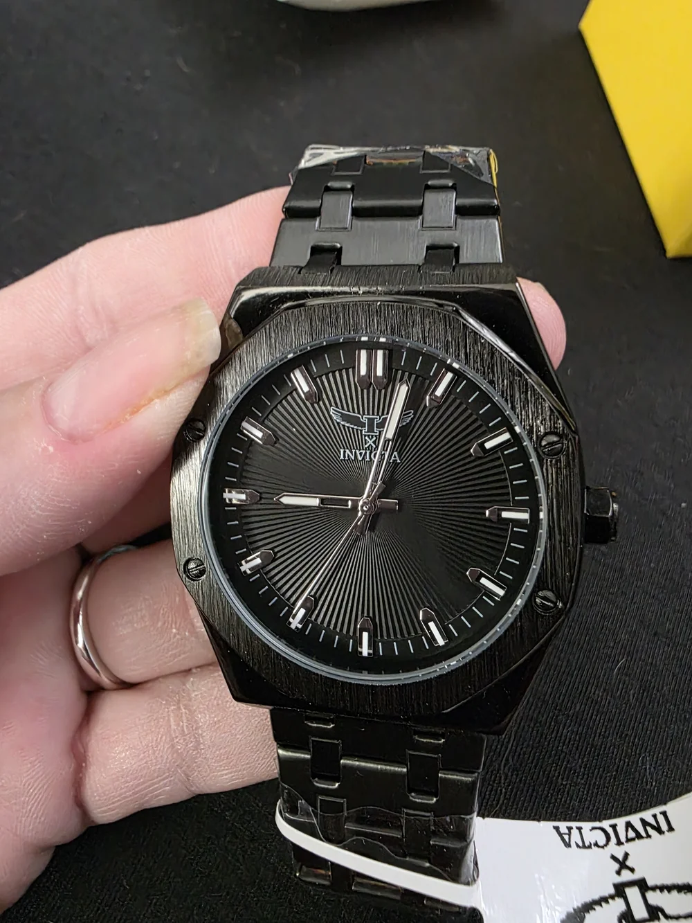 Invicta sleek all